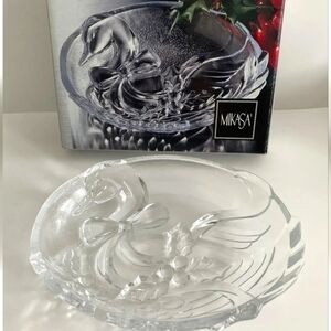 Mikasa New in Box Holiday Goose Sweet Dish